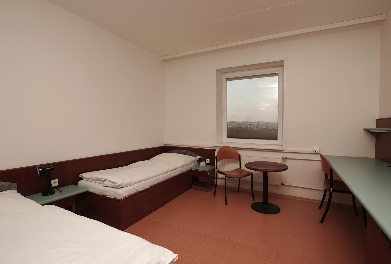 Kolej Akademie Hotel Brno Luaran gambar