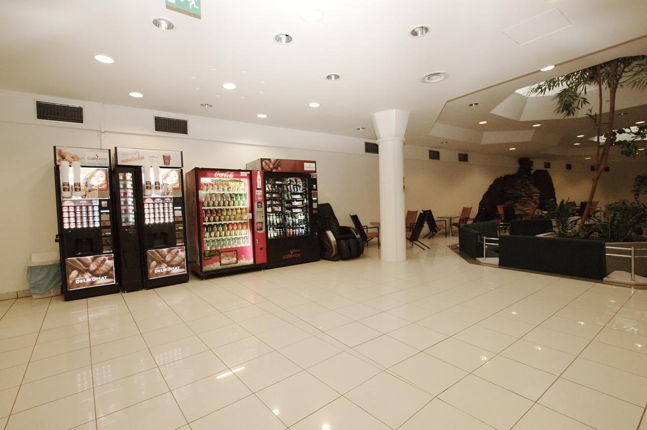 Kolej Akademie Hotel Brno Luaran gambar